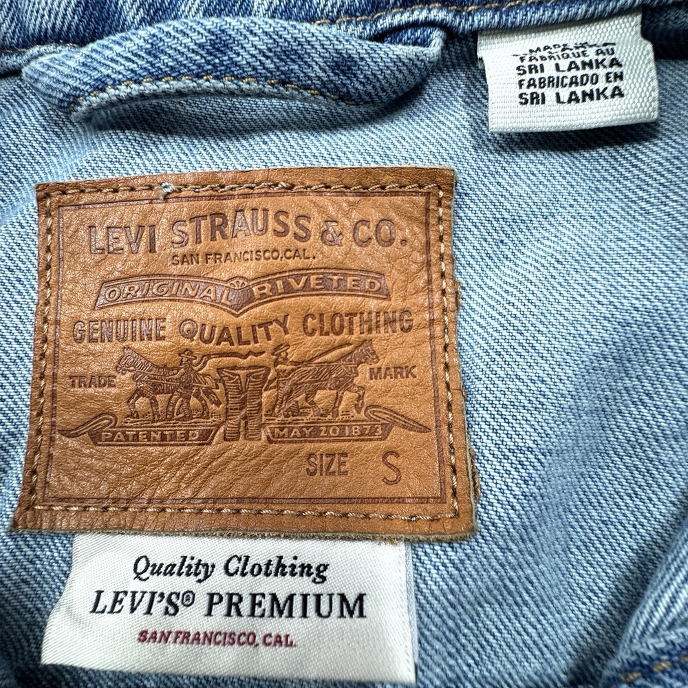 Levi's Premium Custom Embroidered Sequined Patch Trucker Jacket Women's S/M - Picture 4 of 13